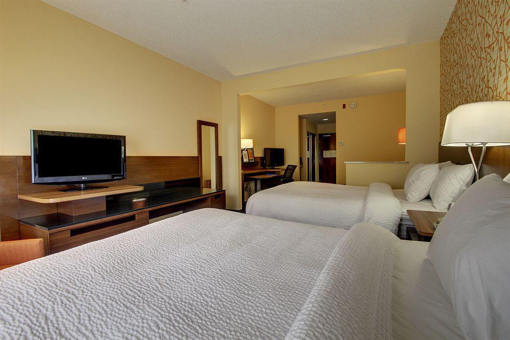 Fairfield Inn And Suites Charleston North/University Area Норт-Чарлстон Екстер'єр фото
