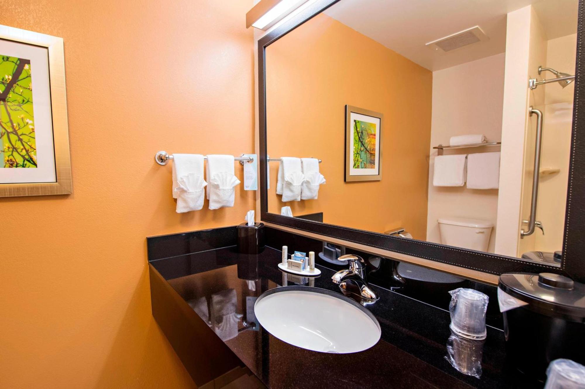 Fairfield Inn And Suites Charleston North/University Area Норт-Чарлстон Екстер'єр фото