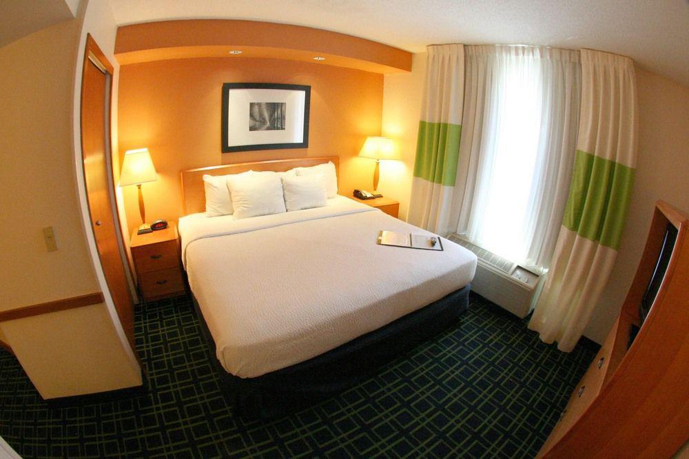 Fairfield Inn And Suites Charleston North/University Area Норт-Чарлстон Екстер'єр фото