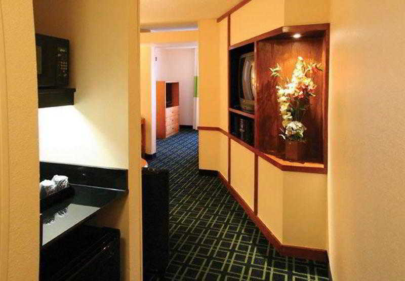 Fairfield Inn And Suites Charleston North/University Area Норт-Чарлстон Екстер'єр фото